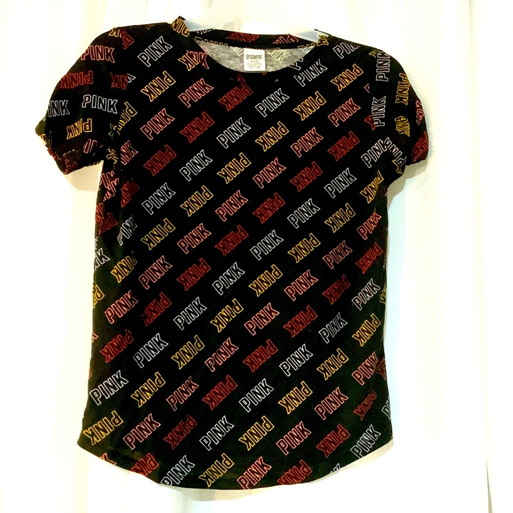 NWOT. Victoria’s Secret PINK Shirt w/ PINK Logo.